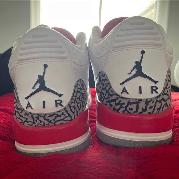 Retro Jordan 3 “Hall of Fame - Picture 2 of 7